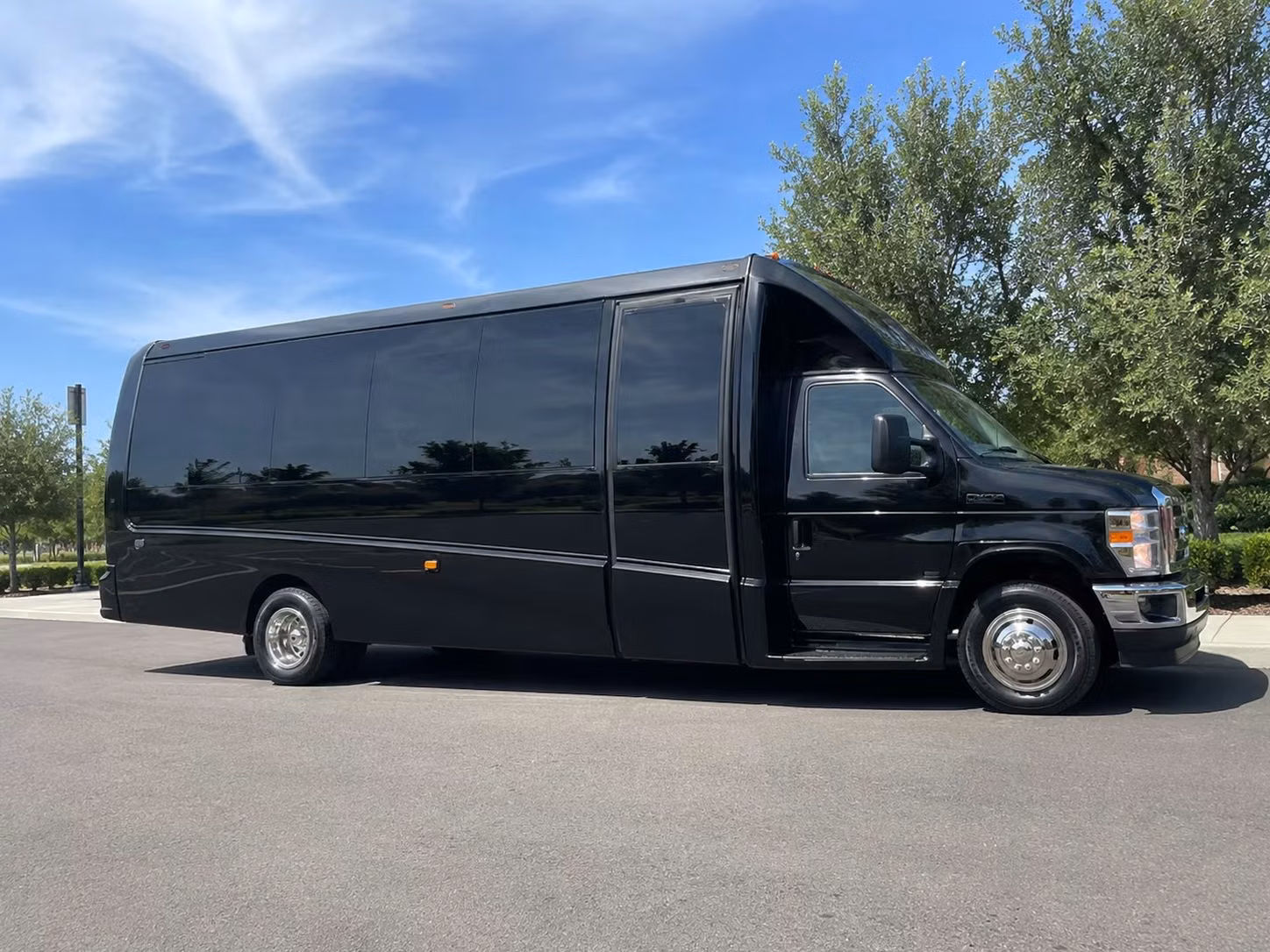 15 passenger minibus