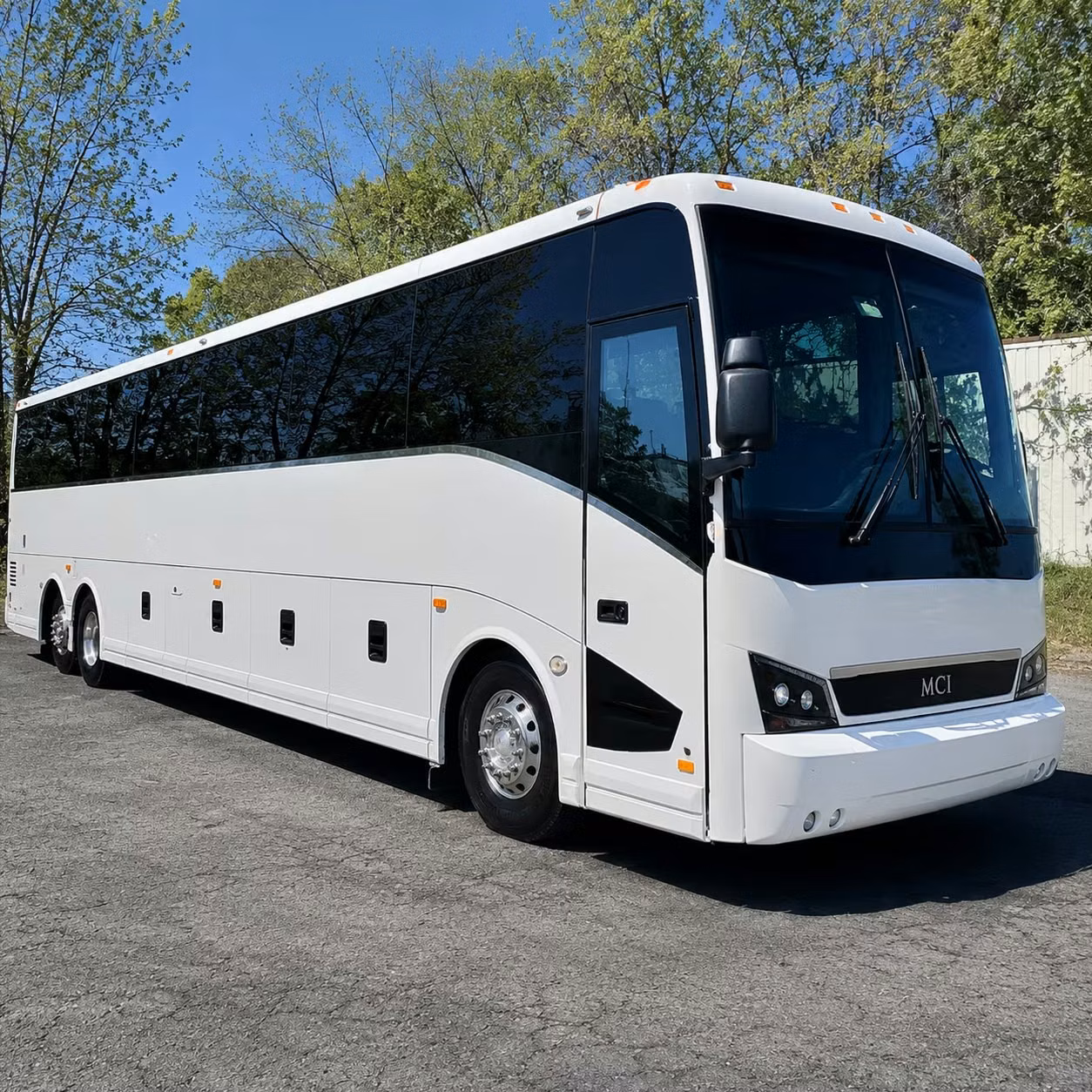 boynton beach college fan groups can book charter buses to fau owl games year round