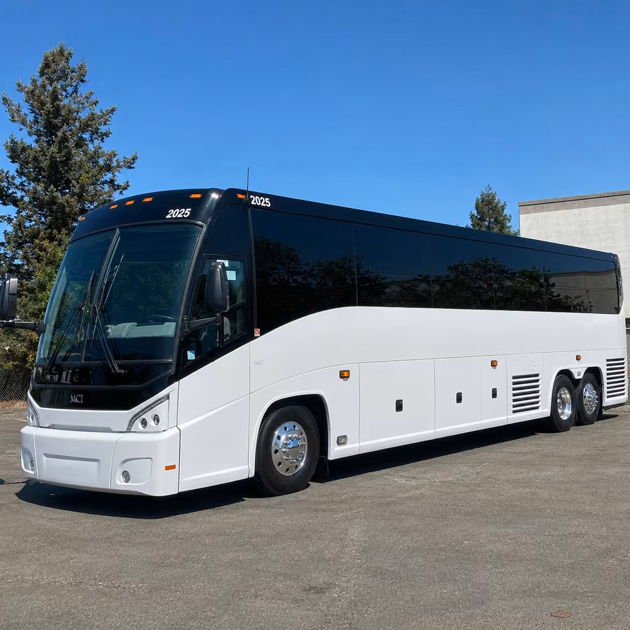 group transportation to mizner park amphitheater concerts